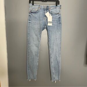 NWT Zara Skinny Jeans